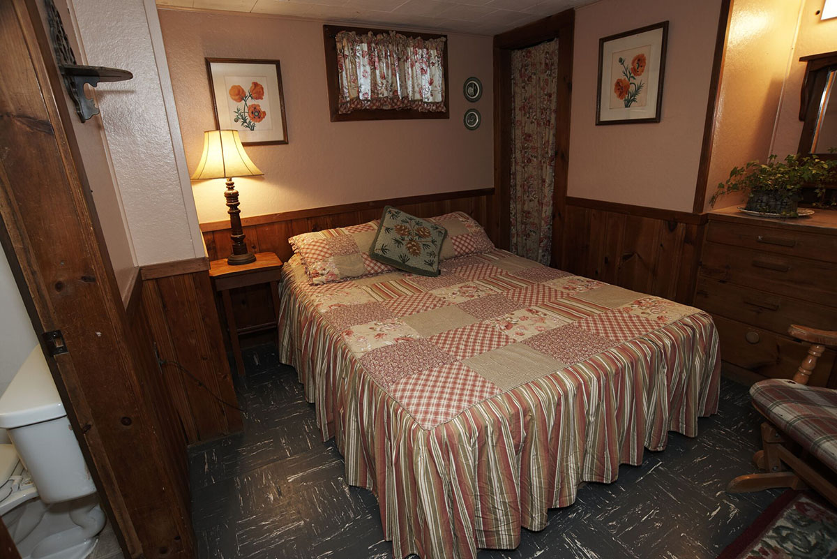 The-Lodge-Bedroom